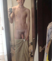 Mirror Selfies 03
