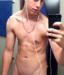 Mirror Selfies 03 57d89eb86a1cd.jpg
