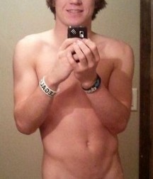 Mirror Selfies 05