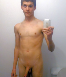 Mirror Selfies 07 57da04c1700b5.jpg
