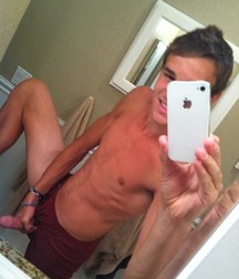 Mirror Selfies 08 57da04fb5ff71.jpg