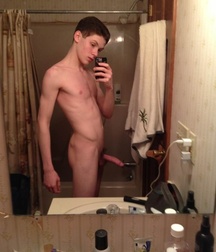 Mirror Selfies 08 57da04feb867d.jpg