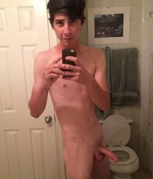 Mirror Selfies 08 57da050f3d775.jpg