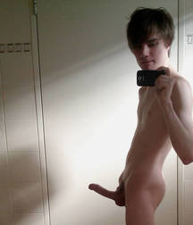 Mirror Selfies 14 57f6f8c664729.jpg