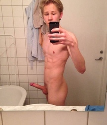 Mirror Selfies 14 57f6f8cbd7e5b.jpg