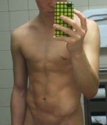 Mirror Selfies 16 584f1bc34687c.jpg