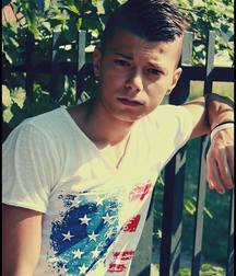 KIM 59bec42ef3e7c.jpg