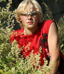 Vova [in the garden] 57dd51b3084ff.jpg