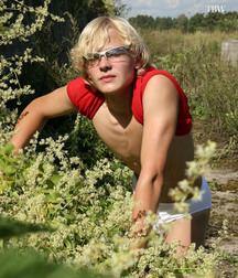 Vova [in the garden] 57dd51d164dc7.jpg
