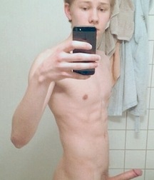 Mirror Selfies Gay Tube 608e2fc222abb.jpg