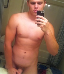 Mirror Selfies Gay Tube 608e2fca46ba5.jpg