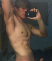 Mirror Selfies Gay Tube 608e2fd7b9e05.jpg