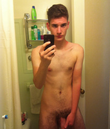Mirror Selfies Gay Tube 608e2fddb40b0.jpg