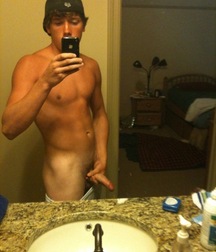 Mirror Selfies Gay Tube 608e30079e6e3.jpg