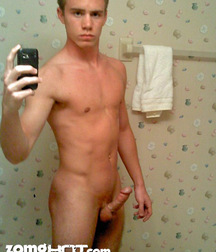 Mirror Selfies Gay Tube 608e30337e1fd.jpg