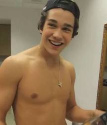 Mahone shirtless 593411ed93d41.jpg