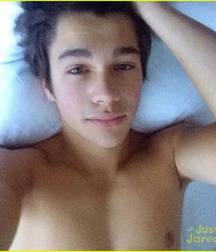 Mahone shirtless 593411f3ef319.jpg
