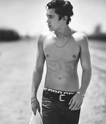 Mahone shirtless 593411f6e29ad.jpg