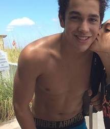 Mahone shirtless 59341208eed6a.jpg