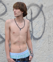 chilling 59195114ea3b1.jpg