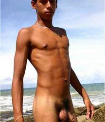 Twinks 10369 5c07b06ba19ae.jpg