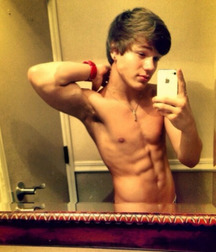 random cute lads 56b535882923c.jpg