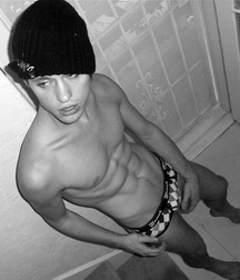 boy self 3 56b80e893daf8.jpg