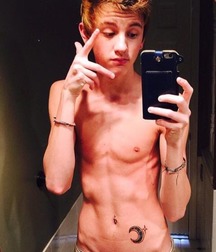 boy self 4 56d6185e4fa49.jpg