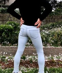 Skinny Jeans 5dd4492390745.jpg