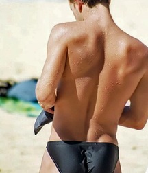 Bulges and buns 5de6a071bdcb1.jpg