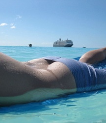 Bulges and buns 5de6a099e55f1.jpg