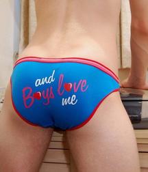 boys in their teens 5df8dcace609e.jpg