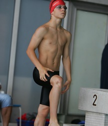 Swimmers and Divers 5dfa57bdefee7.jpg