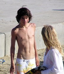 Belly and Bodies no porn  just hot guys 5e725eb35714d.jpg