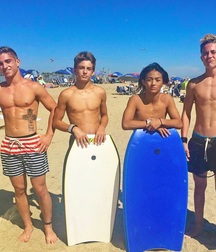 Summer Fun Guys No Porn 5ed110c8e361c.jpg