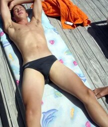 Mid Sept gay boys no porn 5f64f69d5f19c.jpg