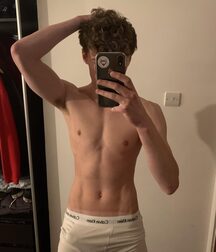 Beach Selfie Shirtless Gay Boys and Boy Bulges 62b605047de57.jpg