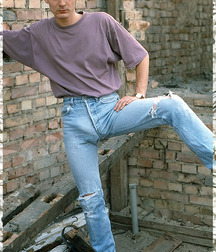 Tight Jeans 2 5a4d7348568d3.jpg