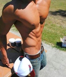 Tight Jeans 3 5a4d7407c76ac.jpg