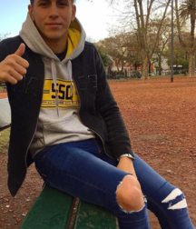 Tight Jeans 4 5a4d745acb556.png