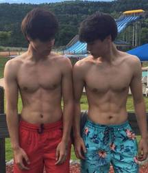 Hot Dudes 1 5a4f4098361c9.jpg