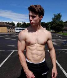 Hot Dudes 3 5a4f41060cd89.jpg