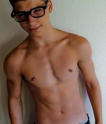 Hot Dudes 3 5a4f4108516f7.jpg