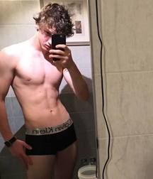 Hot Dudes 3 5a4f410a0ef2b.jpg