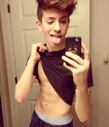 Hot Dudes 4 5a50c0b58dc28.jpg
