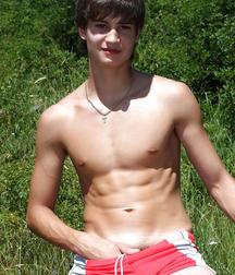 Shirtless Boys 3 5a5cf088b0956.jpg
