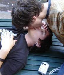 Boys Kissing 1 5a6297367f2b4.jpg