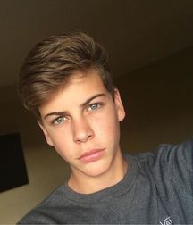 Cute Boys 1 5a7594990c5c9.jpg
