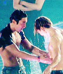 Boy Love 2 5d1f14ca32029.gif