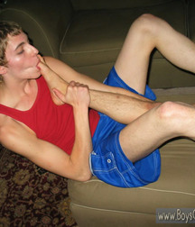 Boy Foot 596059c76e8d2.jpg